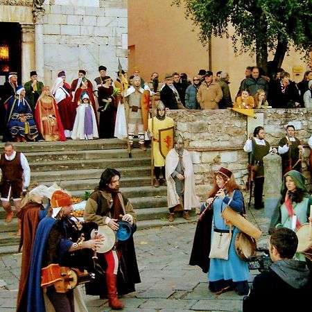 Centralissimo Nel Cuore Del Borgo Suvereto Dış mekan fotoğraf