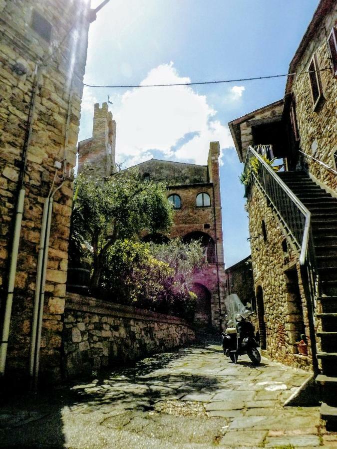Centralissimo Nel Cuore Del Borgo Suvereto Dış mekan fotoğraf