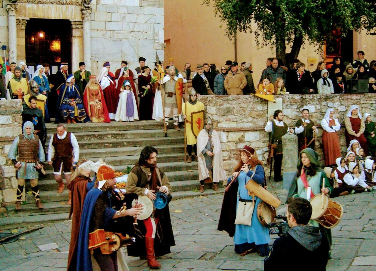 Centralissimo Nel Cuore Del Borgo Suvereto Dış mekan fotoğraf